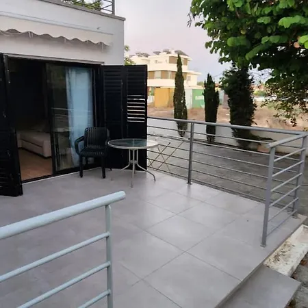 Apartman Larnaca Breeze Píla