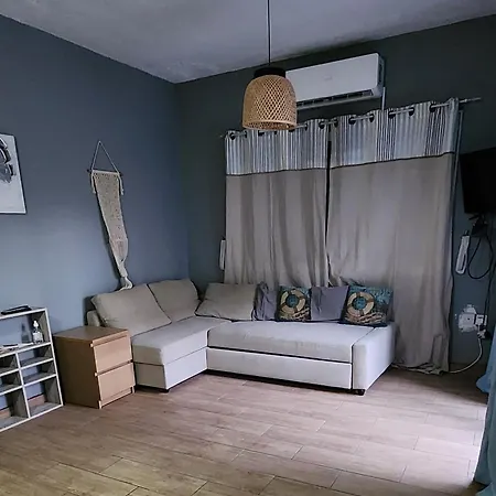 Larnaca Breeze Apartman Píla