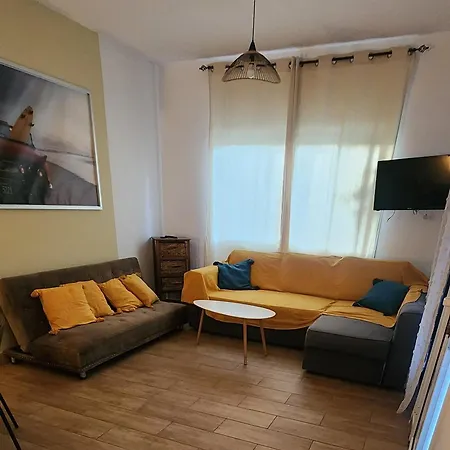 Larnaca Breeze 公寓