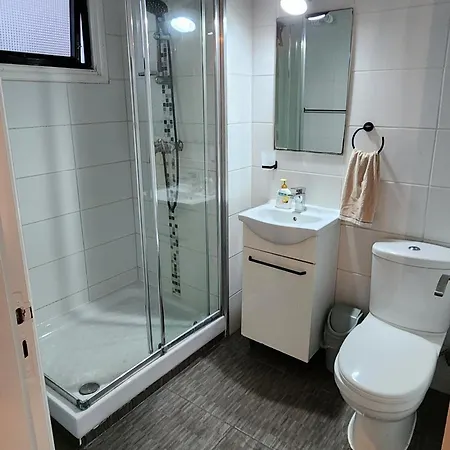 Larnaca Breeze アパート